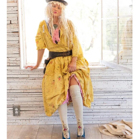 NEW Magnolia Pearl Floral Raelle Dress - Picture 2 of 6